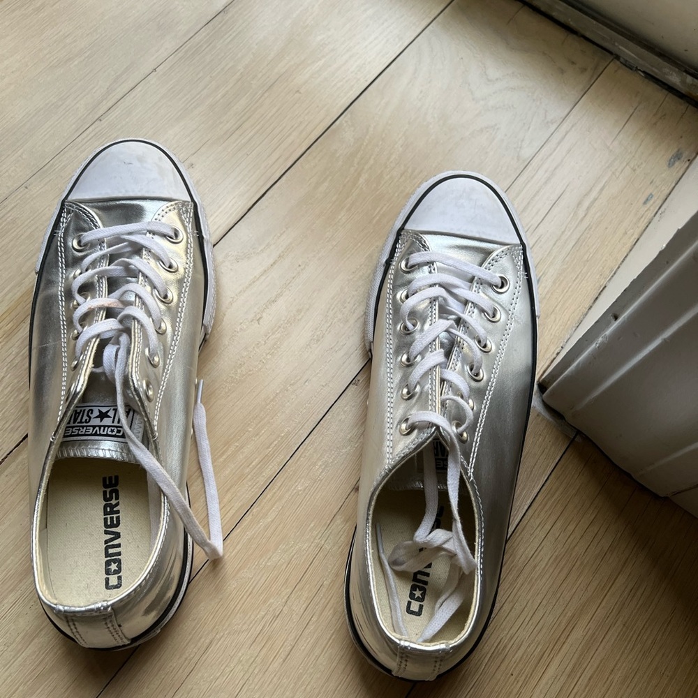 Silver Converse US size 10